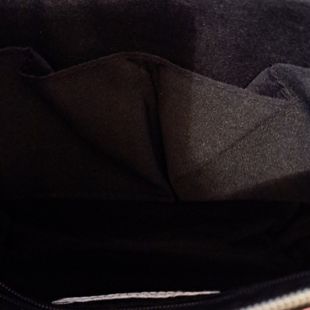 Kenneth Cole Reaction Crossbody NWT - Picture 7 of 7